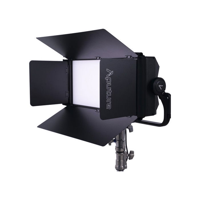 APUTURE NOVA P600C BARN DOOR