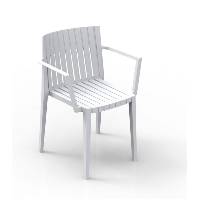 Spritz con brazos de inspiración nórdico-mediterránea