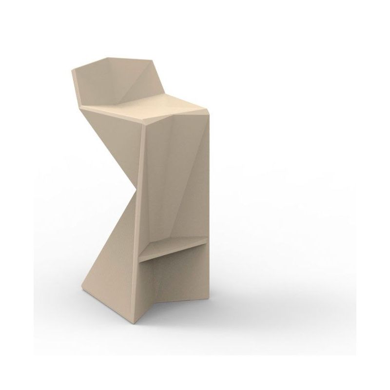 Taburete Vertex, pura geometría